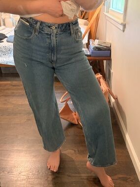 NWT A&F Curve Love 90s Relaxed Jeans